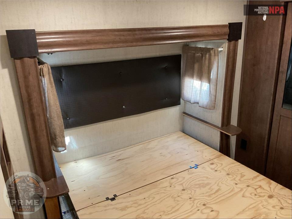 2018 Sandpiper By Forest River M-383RBLOK - FIFTH WHEEL SERIES — фото 11