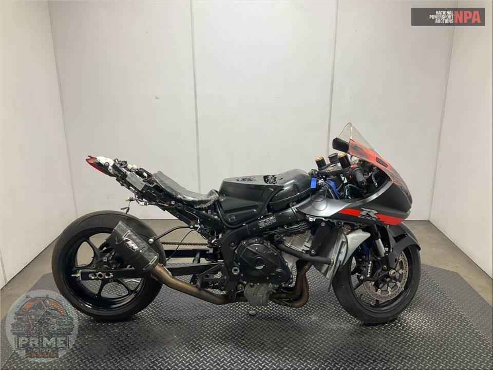 2023 Suzuki GSX-R1000 — фото 1