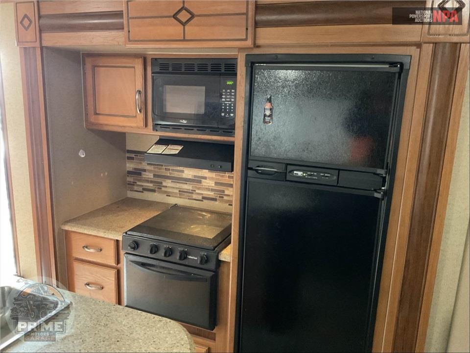 2016 Crossroads Rv M-240 BI - SUNSET TRAIL SUPER LITE SERIES — фото 8