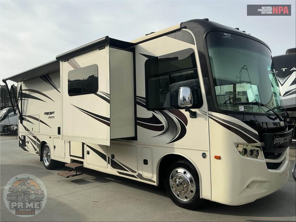 2020 Jayco M-31 UL FORD V10 - PRECEPT SERIES — фото 1
