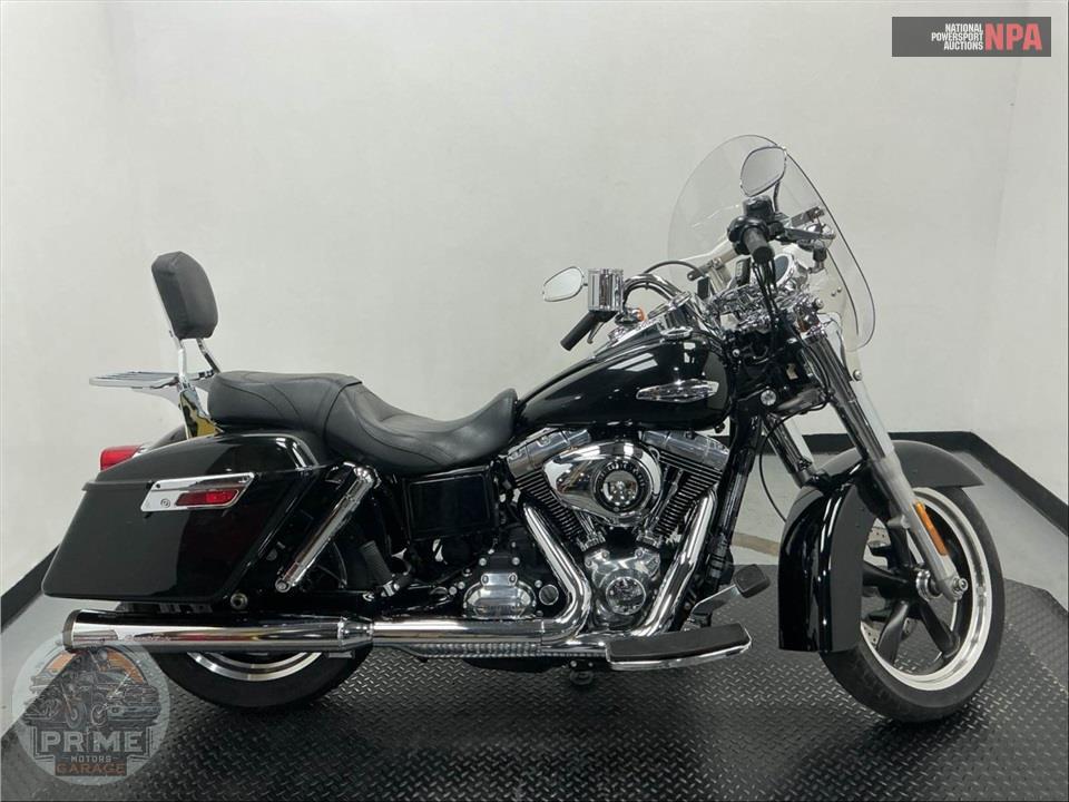 2012 Harley-Davidson FLD-103 DYNA SWITCHBACK — фото 1