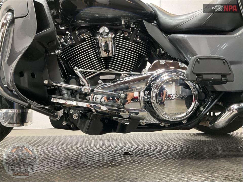 2021 Harley-Davidson FLHTCUTG TRI GLIDE ULTRA CLASSIC — фото 7