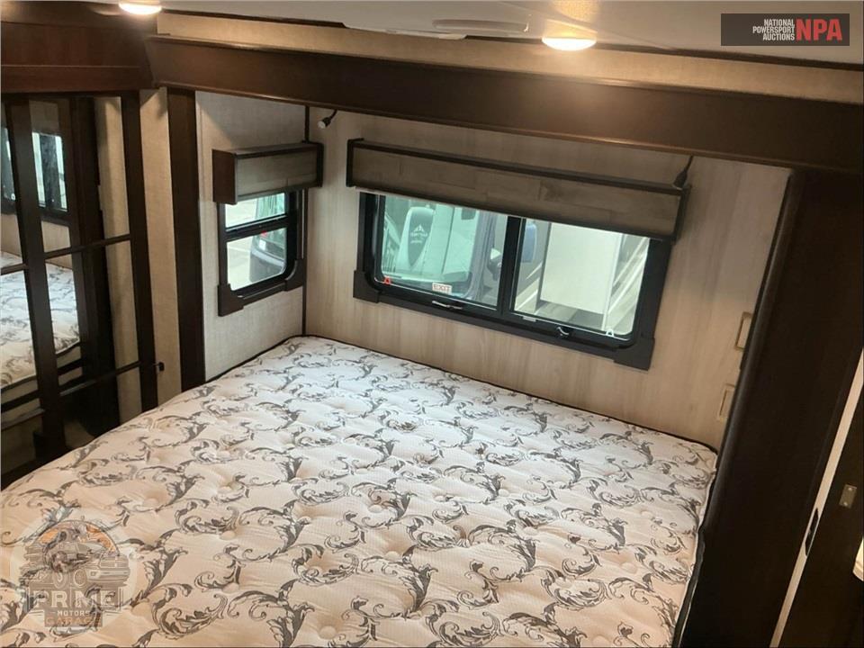 2021 Palomino By Forest River M-389FLC - COLUMBUS FIFTH WHEEL SERIES — фото 12