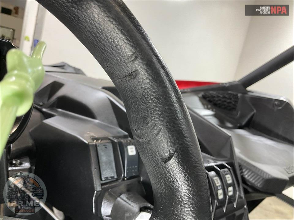 2025 Can-Am MAVERICK X3 MAX DS TURBO (RED & SILVER) — фото 15