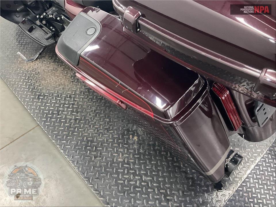 2019 Harley-Davidson FLHXSE CVO STREET GLIDE — фото 25