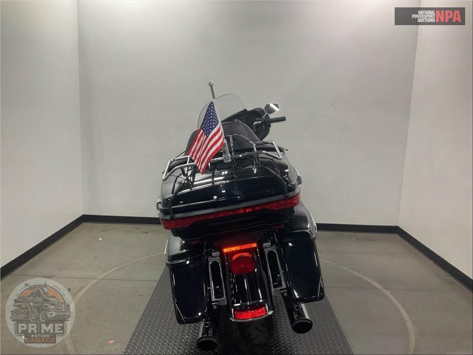 2015 Harley-Davidson FLHTK ELECTRA GLIDE ULTRA LIMITED — фото 4