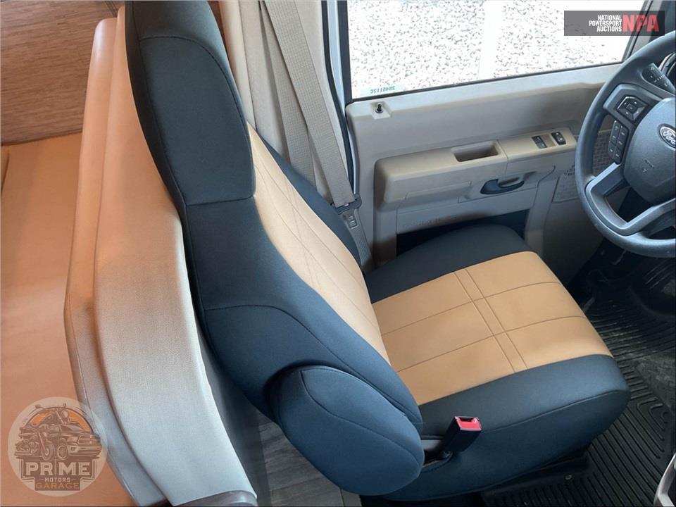 2023 Thor Motor Coach M-28A E450-V8 - CHATEAU SERIES — фото 12