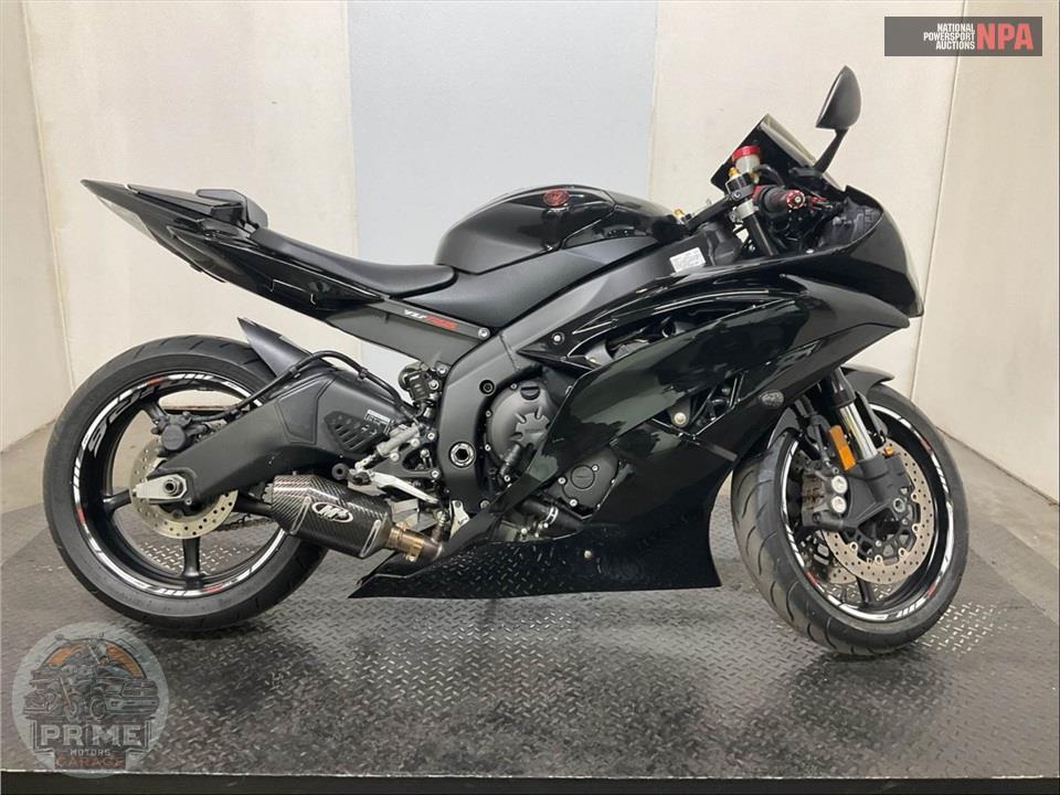 2016 Yamaha YZF-R6 (MATTE GRAY) — фото 1