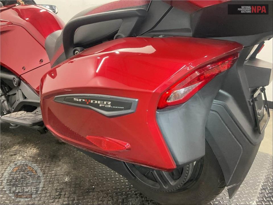 2018 Can-Am SPYDER F3 LIMITED SE6 — фото 19