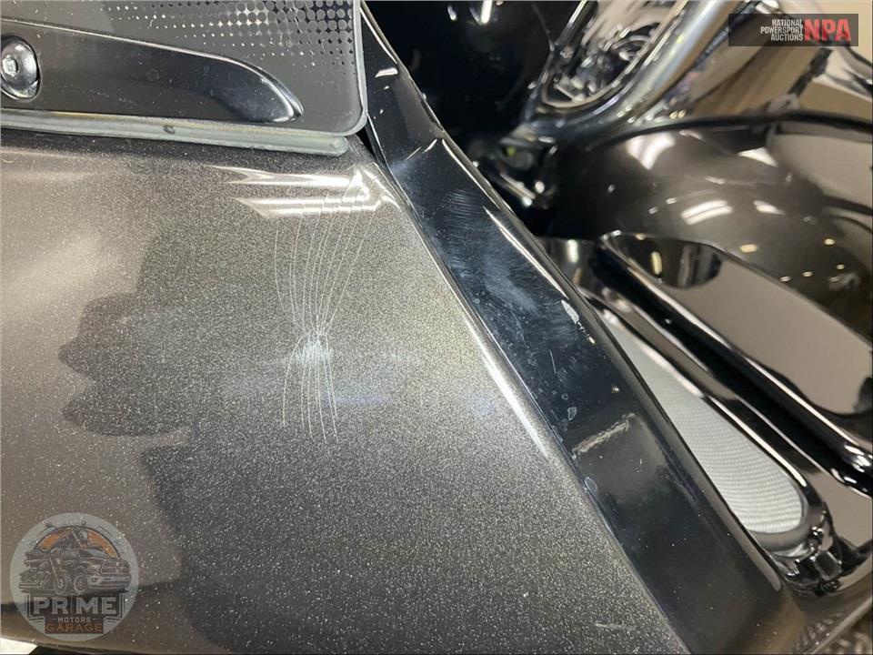 2019 Harley-Davidson FLTRU ROAD GLIDE ULTRA — фото 13