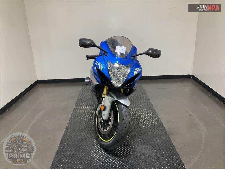 2021 Suzuki GSX-R750M1 — фото 2