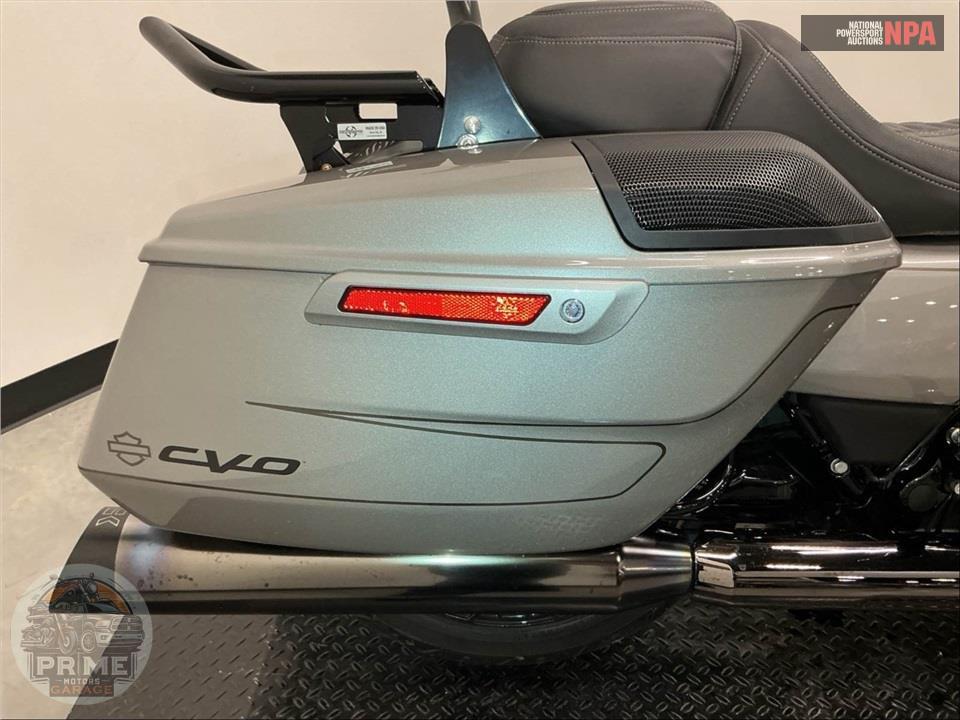 2023 Harley-Davidson FLTRXSE CVO ROAD GLIDE — фото 18