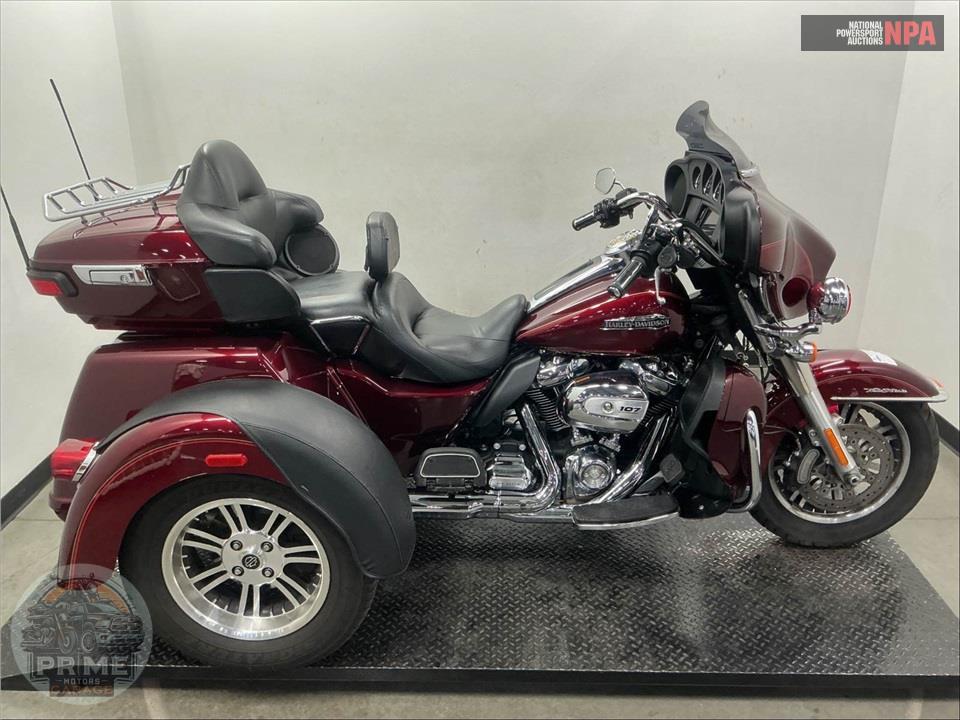2017 HARLEY-DAVIDSON FLHTCUTG TRIGLIDE ULTRA CLASSIC