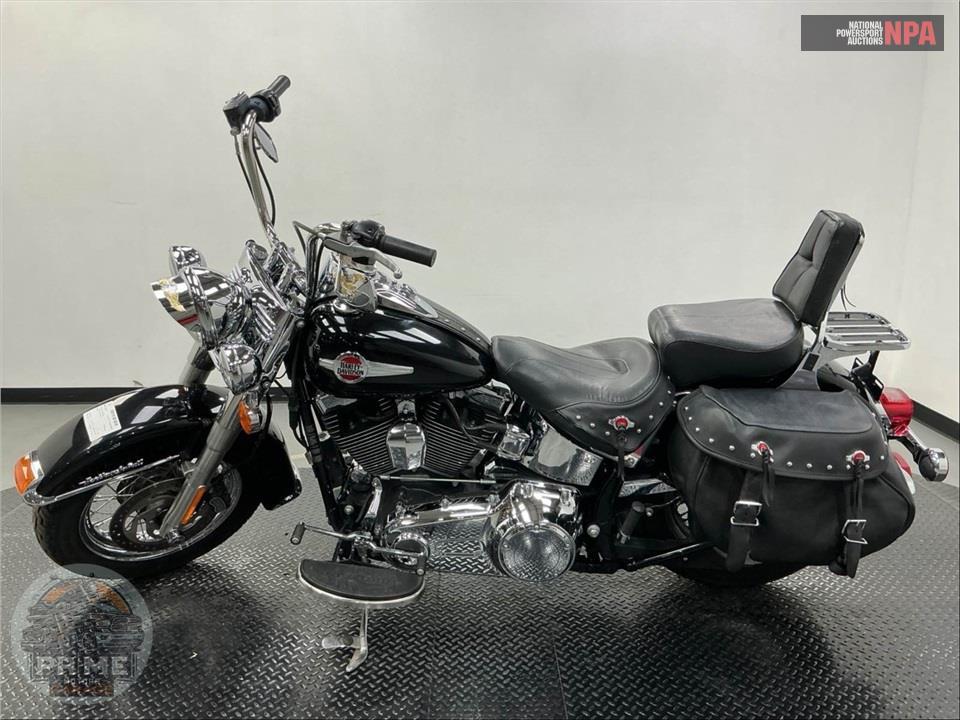 2016 Harley-Davidson FLSTC HERITAGE SOFTAIL CLASSIC — фото 3
