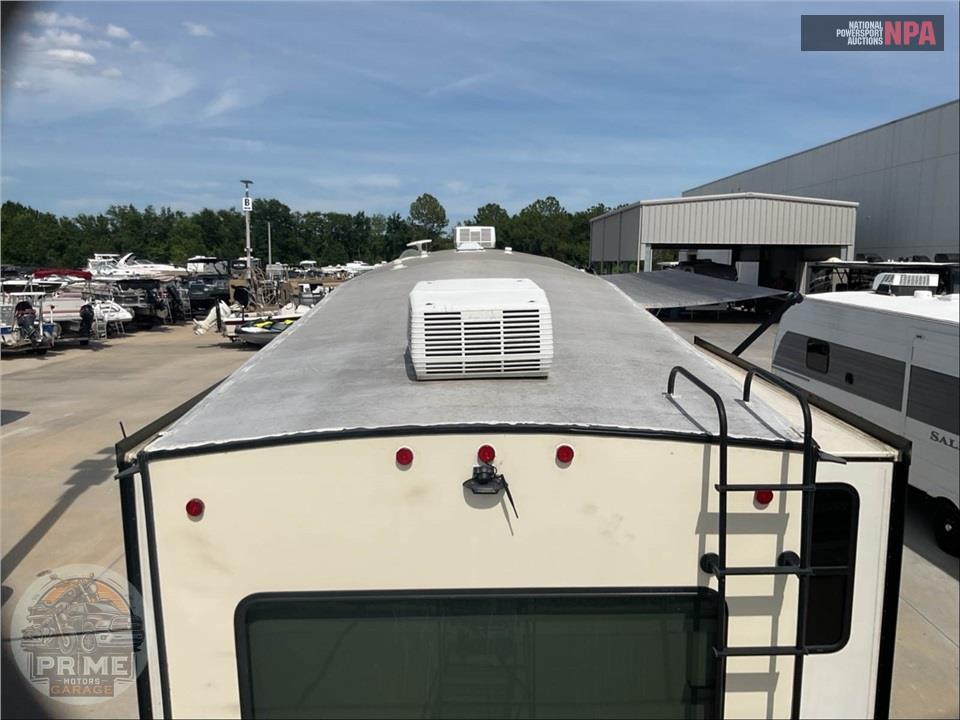2020 Salem By Forest River M-369BL - HEMISPHERE FIFTH WHEEL SERIES — фото 35