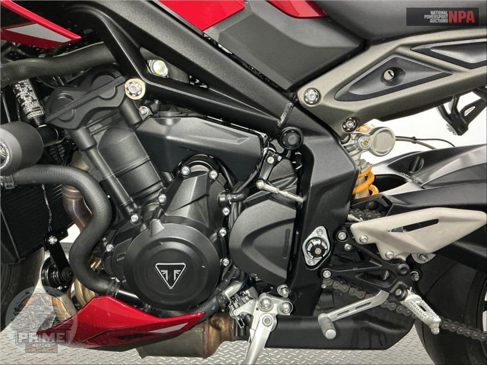 2025 Triumph STREET TRIPLE 765 RS — фото 7