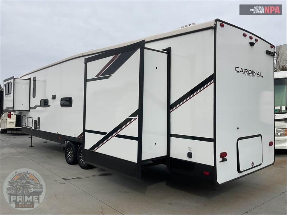 2024 Cardinal By Forest River M-35FL - FIFTH WHEEL SERIES — фото 3