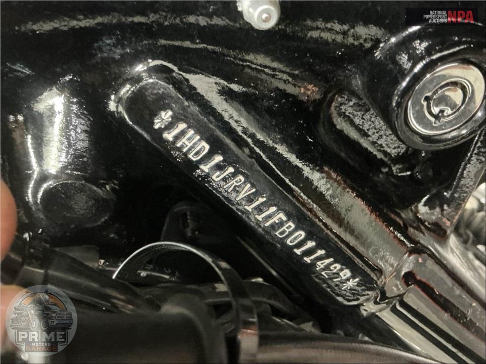 2015 Harley-Davidson FLS SOFTAIL SLIM — фото 25