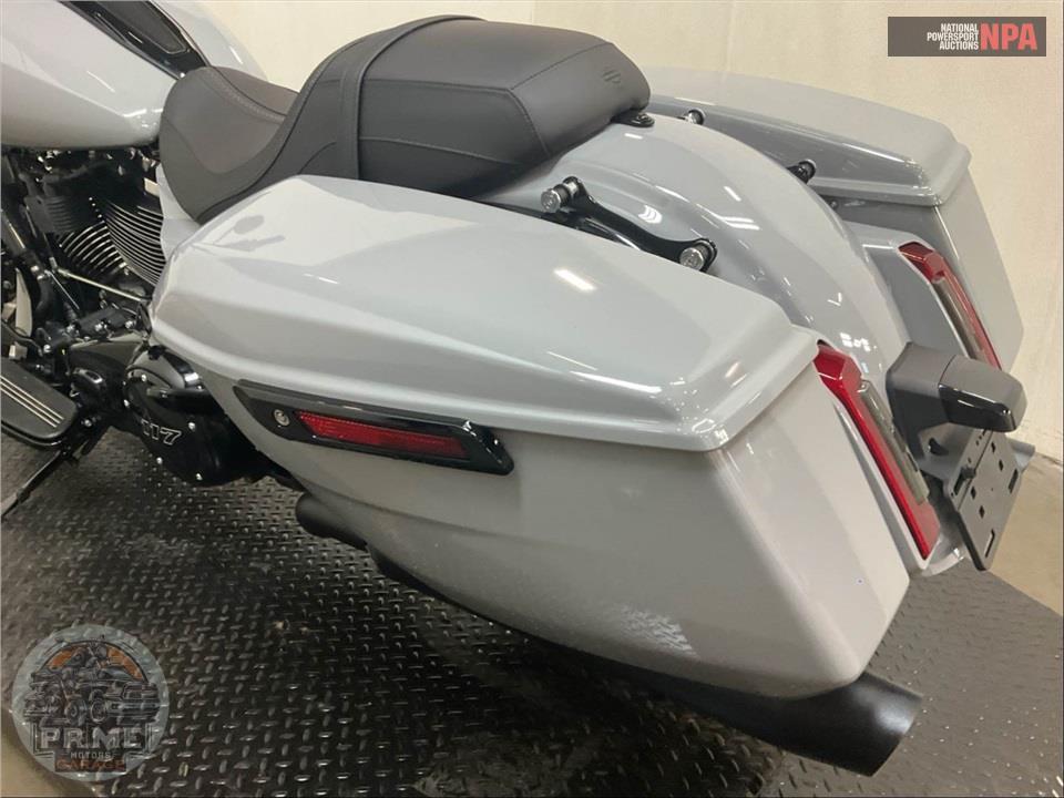 2025 Harley-Davidson FLTRX ROAD GLIDE — фото 15