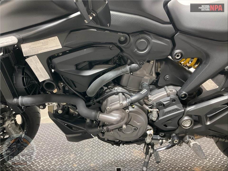 2022 Ducati MONSTER 937 PLUS — фото 6