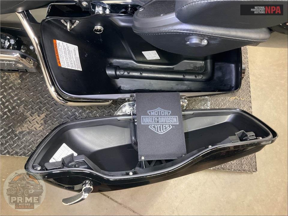 2015 Harley-Davidson FLHTK ELECTRA GLIDE ULTRA LIMITED PEACE OFFICER/SHRINE — фото 18