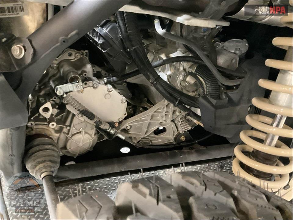 2021 Can-Am MAVERICK X3 DS TURBO (DESERT TAN & CARBON BLACK) — фото 9