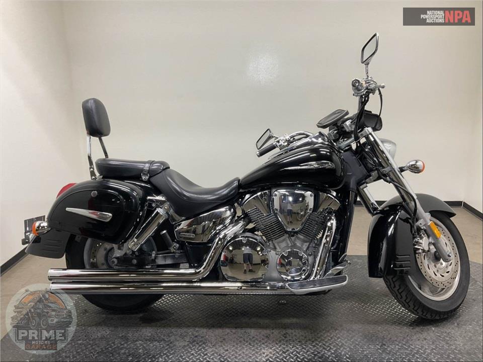2006 Honda VTX1300R6 — фото 1