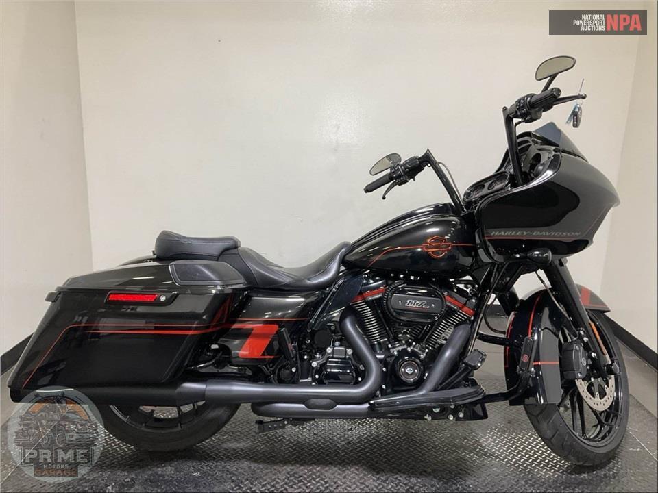 2018 Harley-Davidson FLTRXSE CVO ROAD GLIDE — фото 1