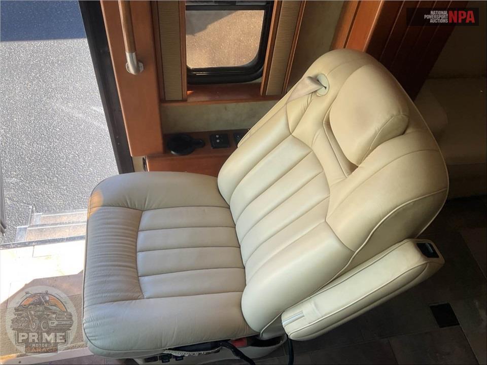 2008 Country Coach SUNSET BAY 425 CUMMINS QUAD SLIDE - ALLURE 470 SERIES — фото 14