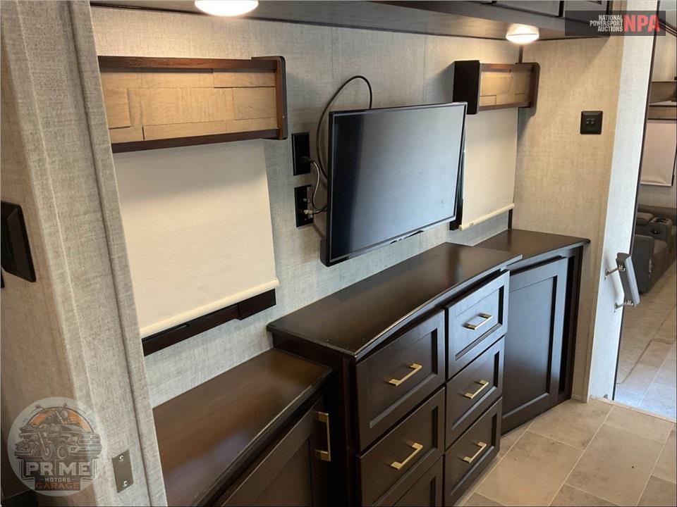 2021 Palomino By Forest River M-328RLCW - COLUMBUS C FIFTH WHEEL SERIES — фото 13