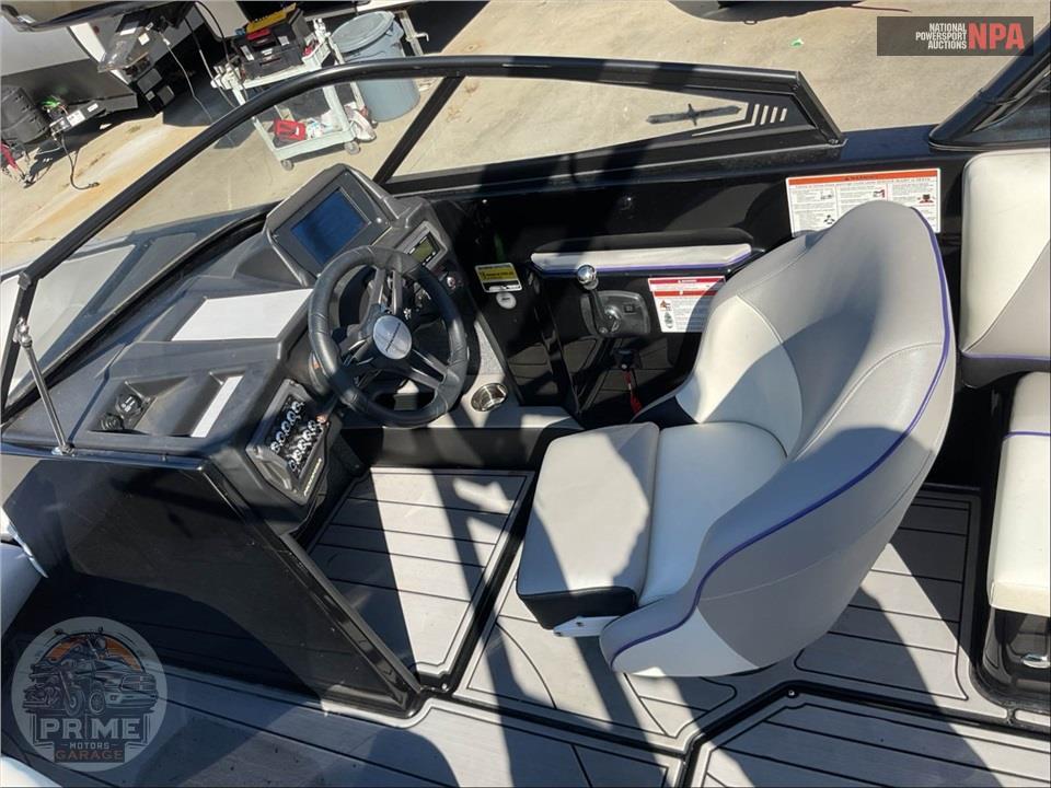 2019 Moomba MOOMBA CRAZ L=22/E=1 400HP INDMAR VD — фото 31