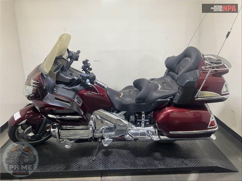2008 Honda GL1800HPNM8 GOLDWING — фото 3