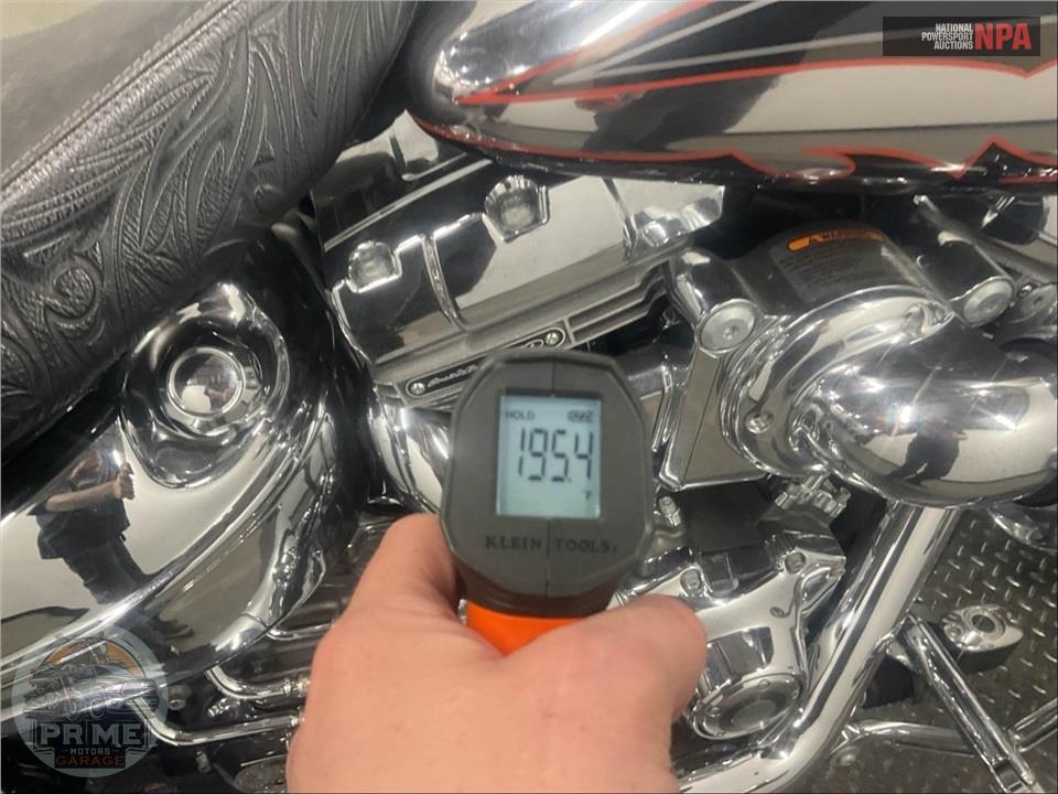 2014 Harley-Davidson FXSBSE CVO BREAKOUT — фото 8