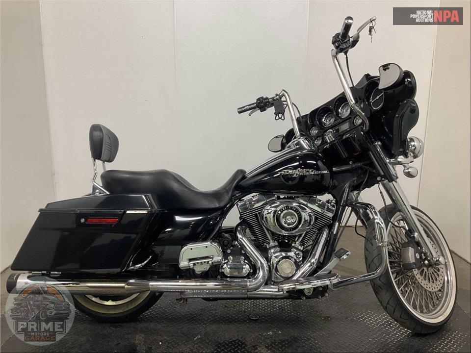 2010 Harley-Davidson FLHX STREET GLIDE — фото 1
