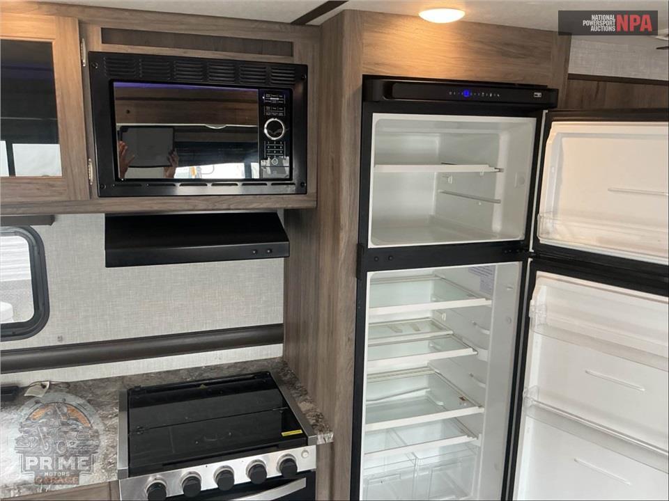 2021 Crossroads Rv M-270 BH ZINGER LITE SERIES — фото 19