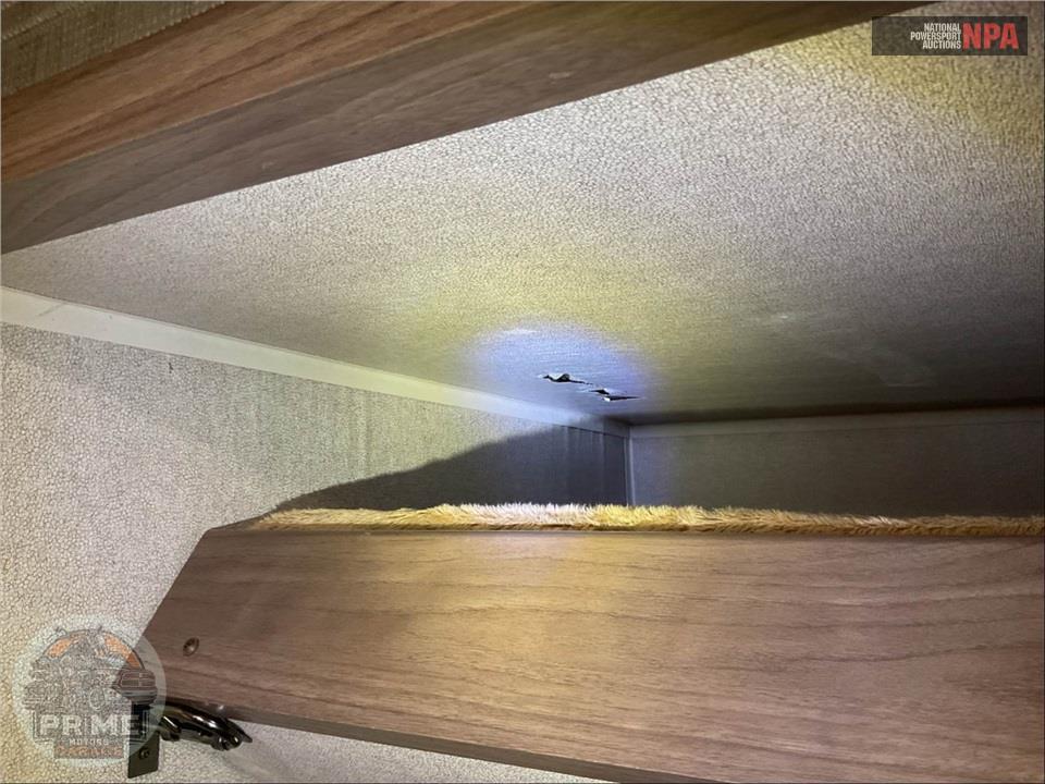 2019 Keystone Rv M-32 BHTS - HIDEOUT LUXURY SERIES — фото 23