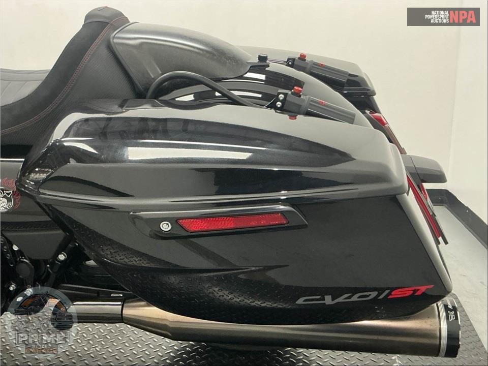 2024 Harley-Davidson FLTRXSTSE CVO ROAD GLIDE ST — фото 14