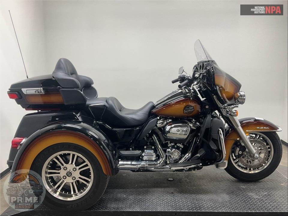 2024 Harley-Davidson FLHTCUTG TRI GLIDE ULTRA CLASSIC — фото 1