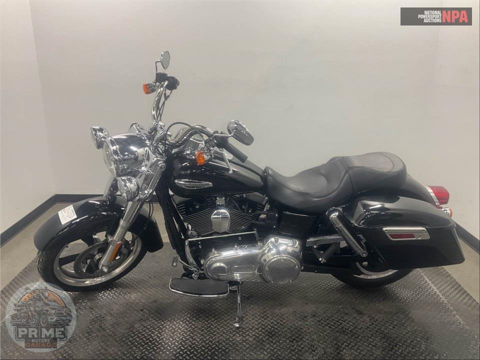 2015 Harley-Davidson FLD-103 DYNA SWITCHBACK — фото 3