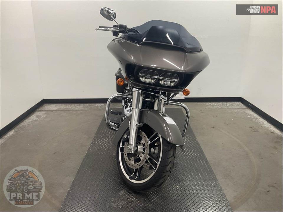 2019 Harley-Davidson FLTRX ROAD GLIDE — фото 2