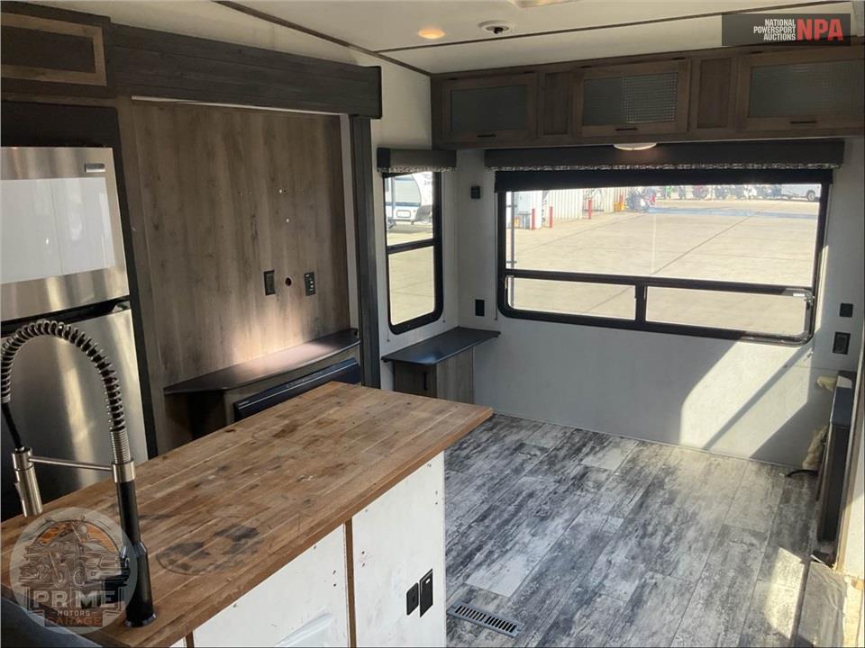 2020 Keystone Rv M-3570 FWLFT - SPRINTER LIMITED FIFTH WHEEL SERIES — фото 7