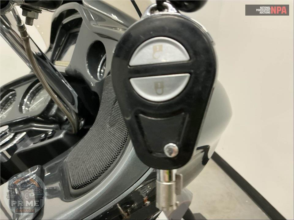 2016 Harley-Davidson FLTRUSE CVO ROAD GLIDE ULTRA — фото 11