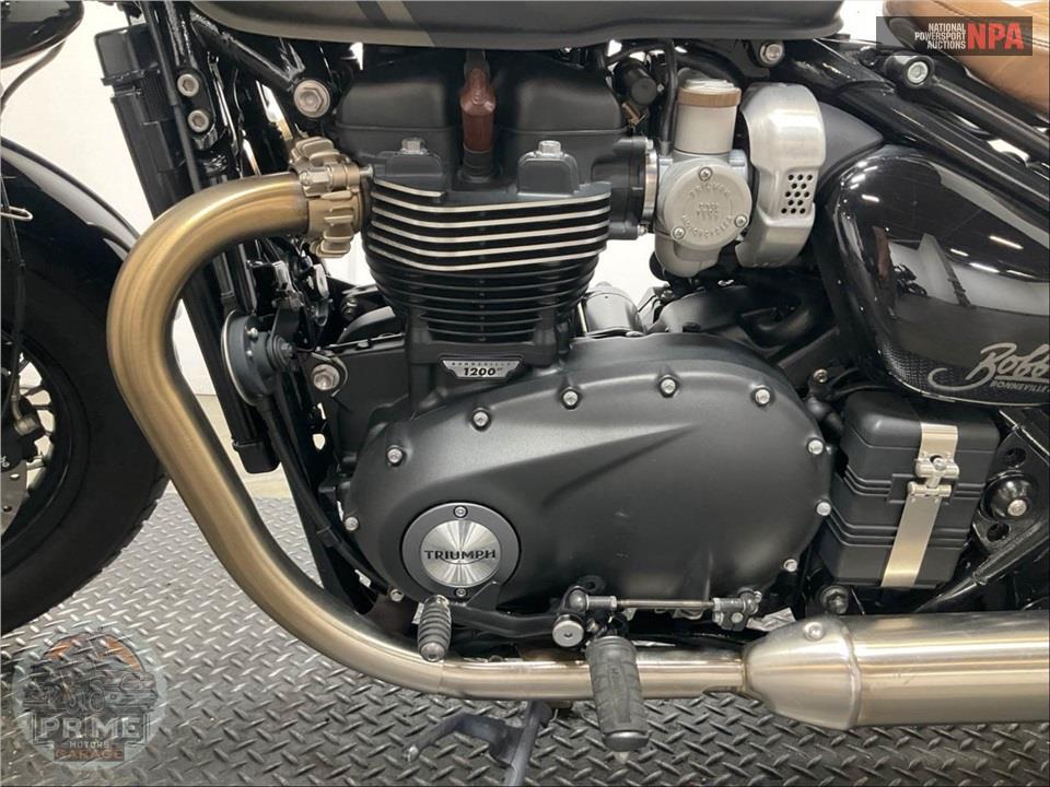 2022 Triumph BONNEVILLE BOBBER — фото 7