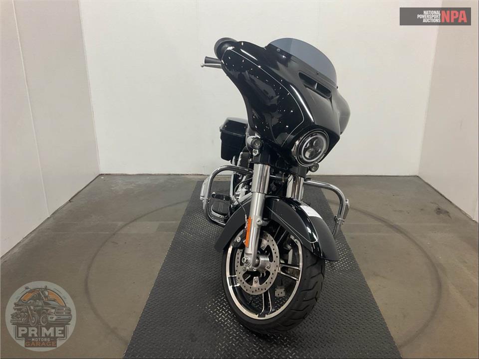 2015 Harley-Davidson FLHXS STREET GLIDE SPECIAL — фото 2