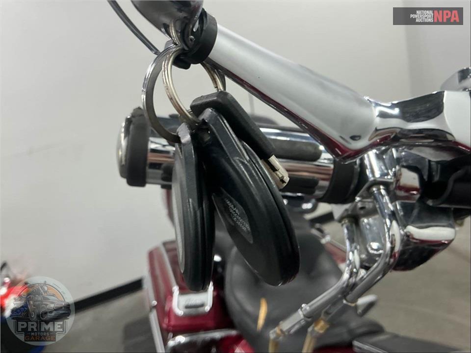 2005 Harley-Davidson FLHTC ELECTRA GLIDE CLASSIC — фото 12