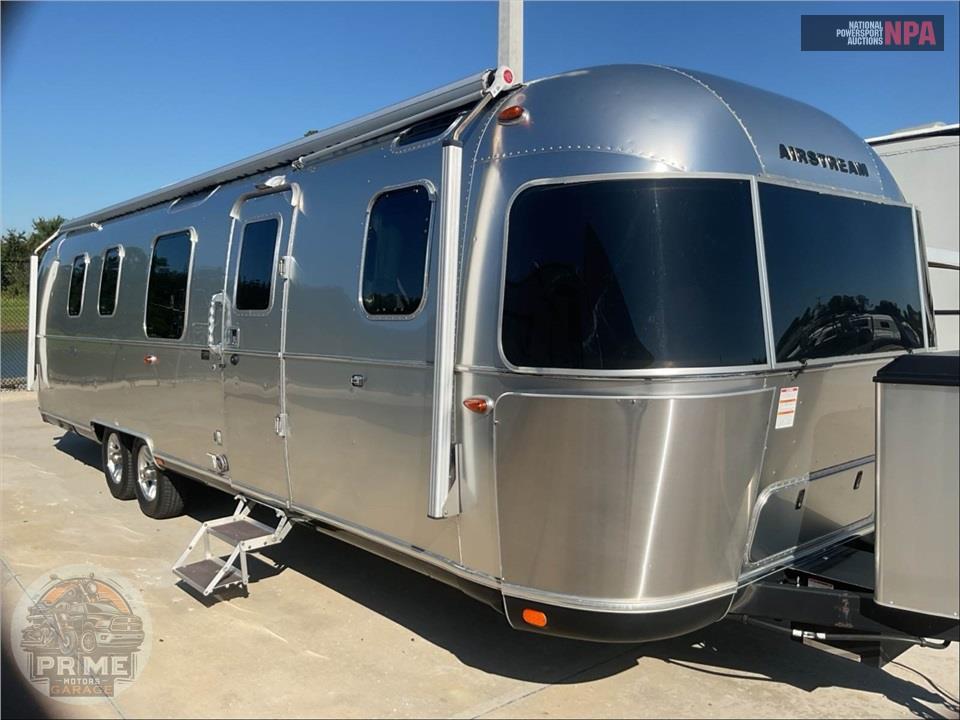 2023 AIRSTREAM M-33FB QUEEN - CLASSIC SERIES
