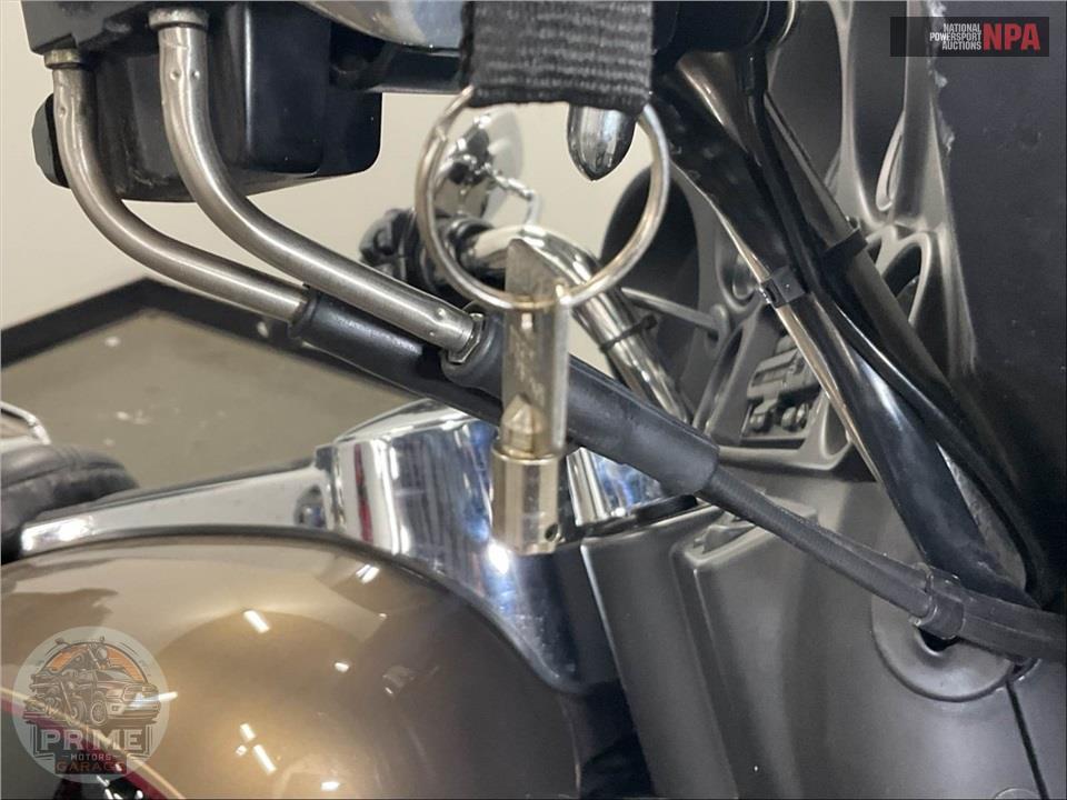 2004 Harley-Davidson FLHTC ELECTRA GLIDE CLASSIC — фото 11