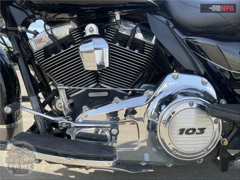 2013 Harley-Davidson FLHTK ELECTRA GLIDE UL LI — фото 6