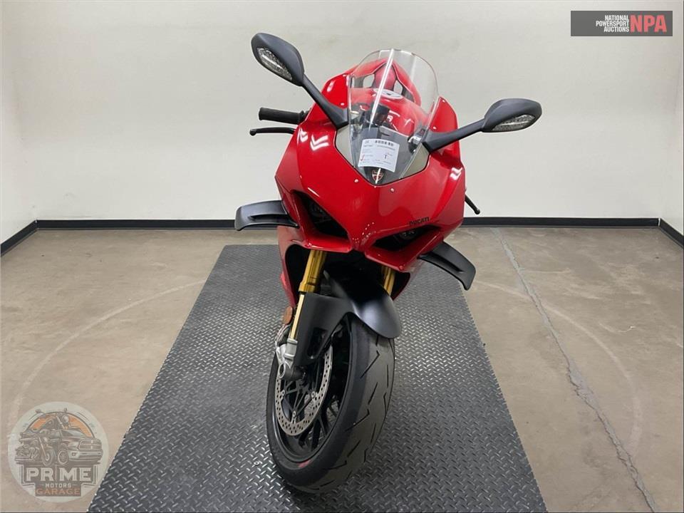 2024 Ducati PANIGALE V4 S — фото 2