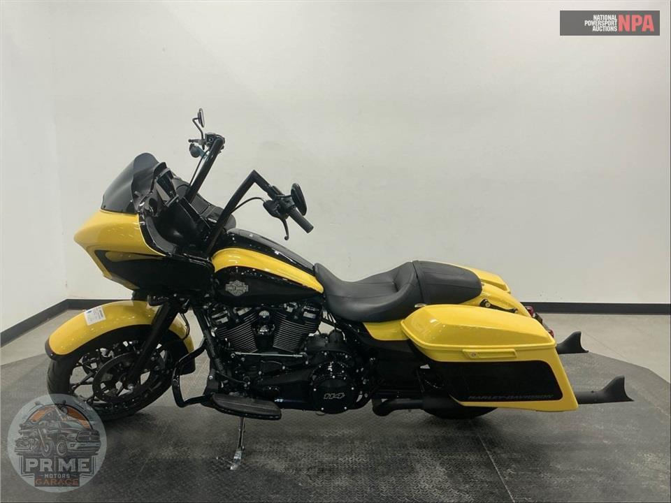 2023 Harley-Davidson FLTRXS ROAD GLIDE SPECIAL — фото 3